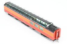Load image into Gallery viewer, HO NEW Rapido Trains, Inc. SP - Southern Pacific Dome-Lounge w/ Fluted Side FP Daylight Scheme No. 3604

