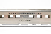 Load image into Gallery viewer, HO Brass Oriental Limited CB&amp;Q/DRGW/WP California Zephyr 10-6 Budd Sleeper &quot;Silver Summit&quot;
