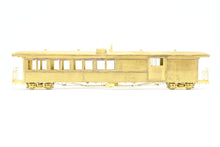 Load image into Gallery viewer, On2 Brass The Car Works SR&amp;RL - Sandy River &amp; Rangeley Lakes Combine No. 14 Round Roof
