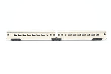 Load image into Gallery viewer, HO Brass Soho SP - Southern Pacific No. 2457 Articulated Coach Corrugated Side
