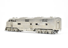 Load image into Gallery viewer, HO Brass Hallmark Models CB&amp;Q - Burlington Route EMD E5 AUnit Only ReBoxx
