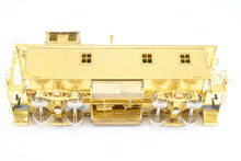 Load image into Gallery viewer, HO Brass Pecos River Brass ATSF - Santa Fe Wood Caboose 1930's Version
