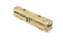 Load image into Gallery viewer, HO Brass Suydam PE - Pacific Electric "Hollywood Car" Modernized Style Center Entrance
