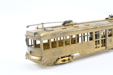 Load image into Gallery viewer, HO Brass Suydam PE - Pacific Electric "Hollywood Car" Modernized Style Center Entrance
