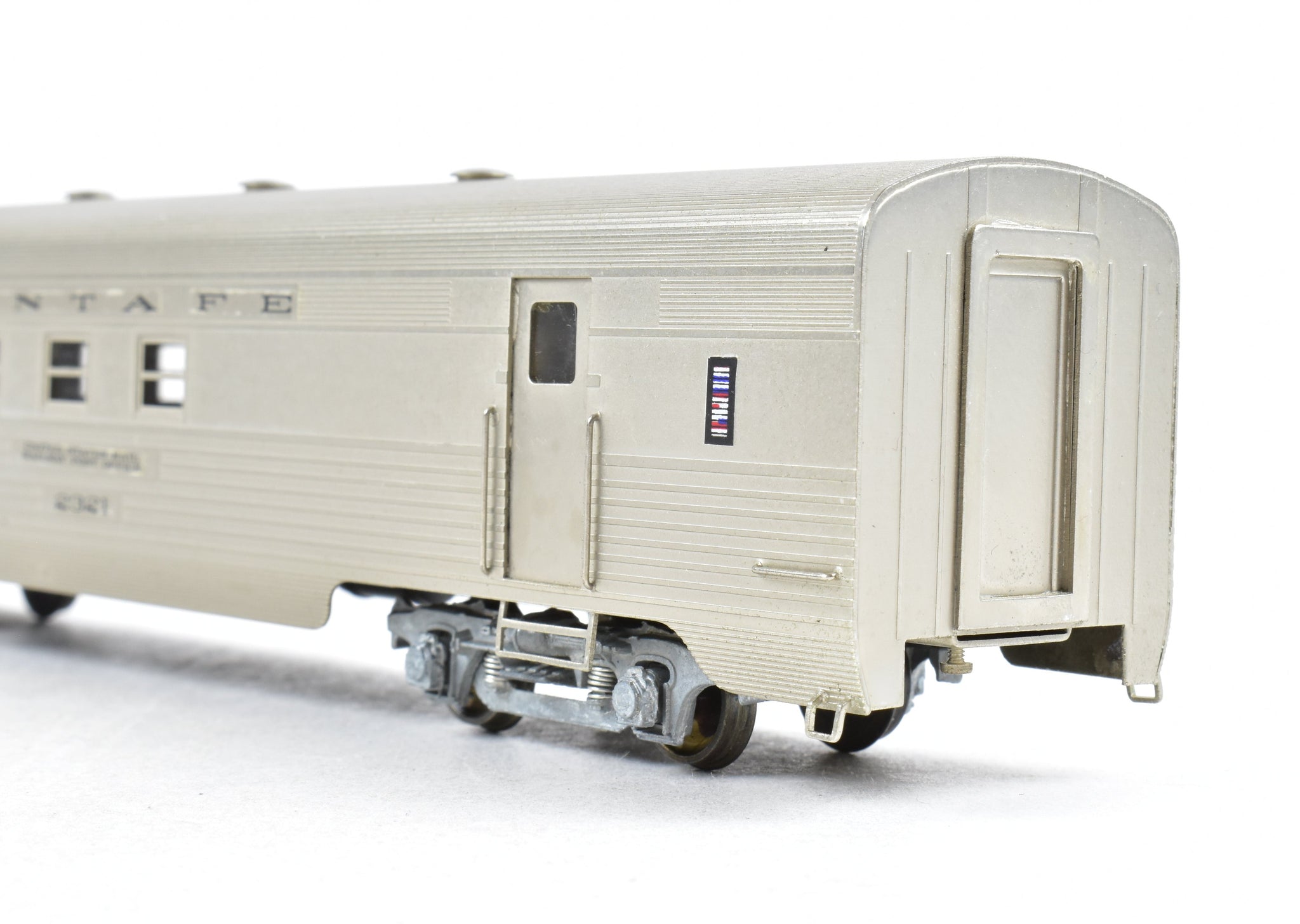 HO Brass Lambert ATSF - Santa Fe 60' Streamlined RPO Car with Central ...