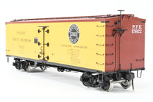 Load image into Gallery viewer, Gauge 1 - 1:32nd Scale Brass Eastern Railways PFE - Pacific Fruit Express R-30-12 Reefer Factory Painted Road Number 15922 No. 27 of 45
