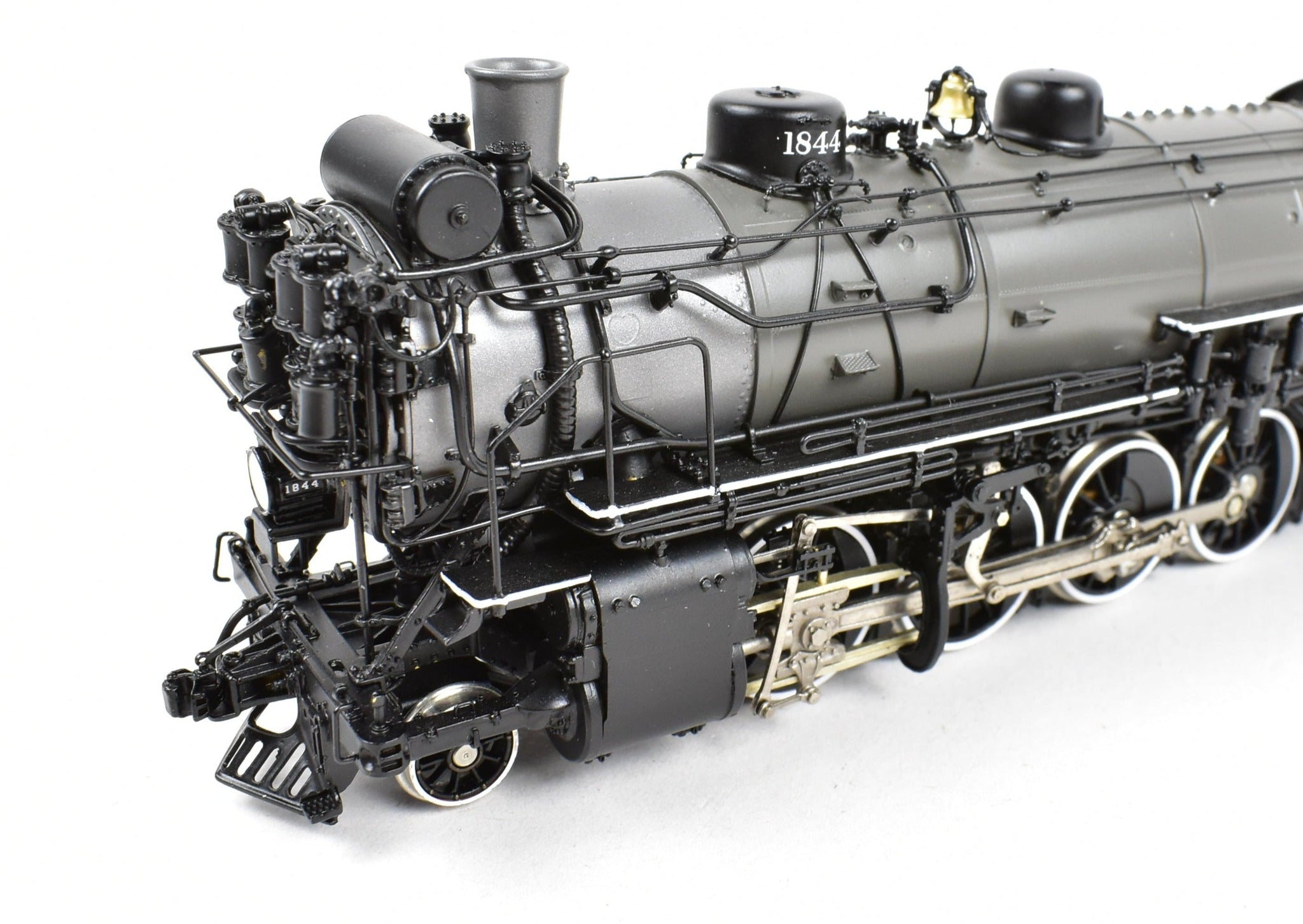W&R ENTERPRISES NORTHERN PACIFIC CLASS W-5 [2-8-2] PAINTED GRAY 