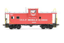 Load image into Gallery viewer, HO Brass OMI - Overland Models, Inc. GM&amp;O - Gulf, Mobile &amp; Ohio International Wide-Vision Caboose FP No. 2951
