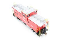 Load image into Gallery viewer, HO Brass OMI - Overland Models, Inc. GM&amp;O - Gulf, Mobile &amp; Ohio International Wide-Vision Caboose FP No. 2951
