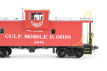 Load image into Gallery viewer, HO Brass OMI - Overland Models, Inc. GM&amp;O - Gulf, Mobile &amp; Ohio International Wide-Vision Caboose FP No. 2951
