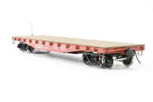 Load image into Gallery viewer, Gauge 1 - 1:32nd Scale Brass Eastern Railways PRR - Pennsylvania Railroad FM Flat Car Factory Painted Road Number 473567 No. 49 of 50
