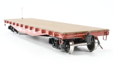 Load image into Gallery viewer, Gauge 1 - 1:32nd Scale Brass Eastern Railways PRR - Pennsylvania Railroad FM Flat Car Factory Painted Road Number 473567 No. 49 of 50
