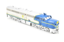 Load image into Gallery viewer, HO Brass OMI - Overland Models Inc. D&amp;H - Delaware &amp; Hudson ALCO PA-1 Pro-Finished No. 17 (Ex AT&amp;SF)
