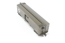 Load image into Gallery viewer, HO Brass W&amp;R - W&amp;R Enterprises NP - Northern Pacific Express Boxcar 7’ Door #1854 - 1889 Version 1 Factory Painted Pullman Green No. 1871
