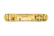 Load image into Gallery viewer, HO Brass Suydam PE - Pacific Electric Long Beach Twelves Interurban Coach
