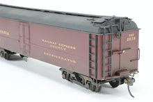 Load image into Gallery viewer, HO Brass Alco Models PRR - Pennsylvania Railroad R-50B Express Reefer Custom Painted &amp; Weathered No. 2839
