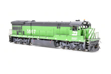 Load image into Gallery viewer, HO Brass OMI - Overland Models Inc. BN - Burlington Northern GE C30-7 Four Window Cab Custom Painted No. 5567
