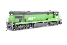 Load image into Gallery viewer, HO Brass OMI - Overland Models Inc. BN - Burlington Northern GE C30-7 Four Window Cab Custom Painted No. 5567
