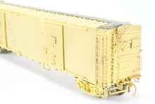 Load image into Gallery viewer, HO Brass The P Company PRR - Pennsylvania Railroad X42 Mail Storage Car

