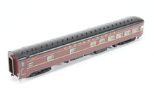 Load image into Gallery viewer, HO Walthers PRR - Pennsylvania Railroad 1960’s Broadway Limited P-S “View Series” Observation Car w/ Large Tail Sign
