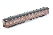 Load image into Gallery viewer, HO Walthers PRR - Pennsylvania Railroad 1960’s Broadway Limited P-S “View Series” Observation Car w/ Large Tail Sign
