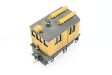 Load image into Gallery viewer, HOn3 Grandt Line Various Roads GE 23-Ton Box Cab Locomotive Powered Custom Built Private Road
