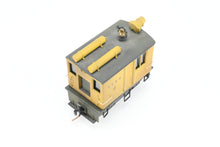 Load image into Gallery viewer, HOn3 Grandt Line Various Roads GE 23-Ton Box Cab Locomotive Powered Custom Built Private Road
