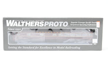 Load image into Gallery viewer, HO Walthers PRR - Pennsylvania Railroad 1960’s Broadway Limited P-S “View Series” Observation Car w/ Large Tail Sign
