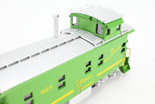 Load image into Gallery viewer, HO Brass DVP - Division Point IT - Illinois Terminal Round Roof Caboose FP No. 963
