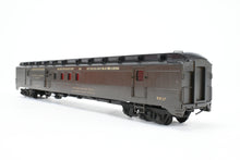 Load image into Gallery viewer, HO Brass TCY - The Coach Yard SP - Southern Pacific 80' Baggage - RPO #5217-5219 CP Private Road
