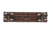 Load image into Gallery viewer, HO Brass NPP - Nickel Plate Products GN - Great Northern 40' Boxcar KC Brake Version Custom Painted and Weathered No. 3592
