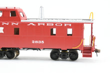 Load image into Gallery viewer, HO Brass OMI - Overland Models, Inc. Ann Arbor Streamlined Cupola Caboose #2831 - 2846 Series FP No. 2835
