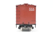 Load image into Gallery viewer, Gauge 1 - 1:32nd Scale Brass Eastern Railways PFE - Pacific Fruit Express R-30-12 Reefer Factory Painted Road Number 15929 No. 34 of 60
