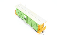 Load image into Gallery viewer, HO Brass OMI - Overland Models, Inc. GN - Great Northern "Bay Window" Wooden Caboose No. X-320 Custom Painted BN - Burlington Northern No. 11278
