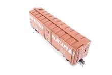Load image into Gallery viewer, O Brass Pacific Limited WM - Western Maryland 1932 ARA Steel Boxcar w/Duryea Cushioned Underframe Pro-Painted No. 27628
