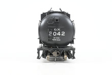 Load image into Gallery viewer, HO Brass CON Unknown GN - Great Northern 6-Axle Oil Tender Custom Painted
