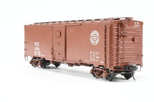 Load image into Gallery viewer, O Brass Pacific Limited WM - Western Maryland 1932 ARA Steel Boxcar w/Duryea Cushioned Underframe Pro-Painted No. 27054
