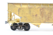 Load image into Gallery viewer, O Brass U.S. Hobbies Various Roads Offset Side Twin Hopper w/Trucks
