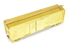 Load image into Gallery viewer, HO Brass OMI - Overland Models, Inc. PRR - Pennsylvania Railroad X-28 Boxcar w/ Corrugated Doors Plain Ends

