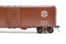 Load image into Gallery viewer, O Brass Pacific Limited WM - Western Maryland 1932 ARA Steel Boxcar w/Duryea Cushioned Underframe Pro-Painted No. 27054
