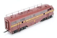 Load image into Gallery viewer, HO Brass Oriental Limited PRR - Pennsylvania Railroad EMD FP7A PH II PRR Version w/Trainphone Antenna FP REBOXX
