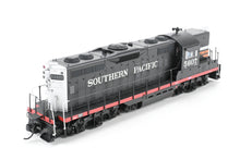 Load image into Gallery viewer, HO Walthers Proto SP - Southern Pacific EMD GP9 Phase II FP No. 5607 w/ ESU LokSound V5 DCC and Sound
