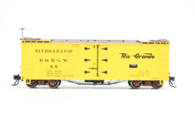 Load image into Gallery viewer, HOn3 Blackstone Models D&amp;RGW - Denver &amp; Rio Grande Western 30' Refrigerator Car Flying Grande Herald No 55
