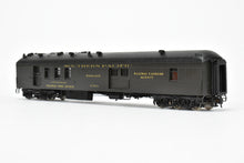 Load image into Gallery viewer, HO Brass PSC - Precision Scale Co. SP - Southern Pacific Harriman RPO/Baggage 70-BP-30-2 FP WRONG BOX
