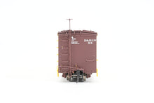 Load image into Gallery viewer, HOn3 Blackstone Models D&amp;RGW - Denver &amp; Rio Grande Western 30' Refrigerator Car Flying Grande Herald No 55
