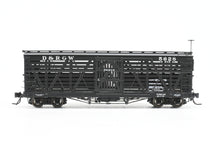 Load image into Gallery viewer, HOn3 Blackstone Models D&amp;RGW - Denver &amp; Rio Grande Western 30' Stock Car No. 5628
