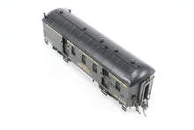 Load image into Gallery viewer, HO Brass PSC - Precision Scale Co. SP - Southern Pacific Harriman "Common Standard" 40' Full RPO Class 40-P-1 Factory Painted 4240

