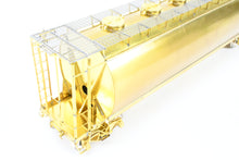 Load image into Gallery viewer, O Brass OMI - Overland Models, Inc. Various Roads ACF Cylindrical Covered Hopper
