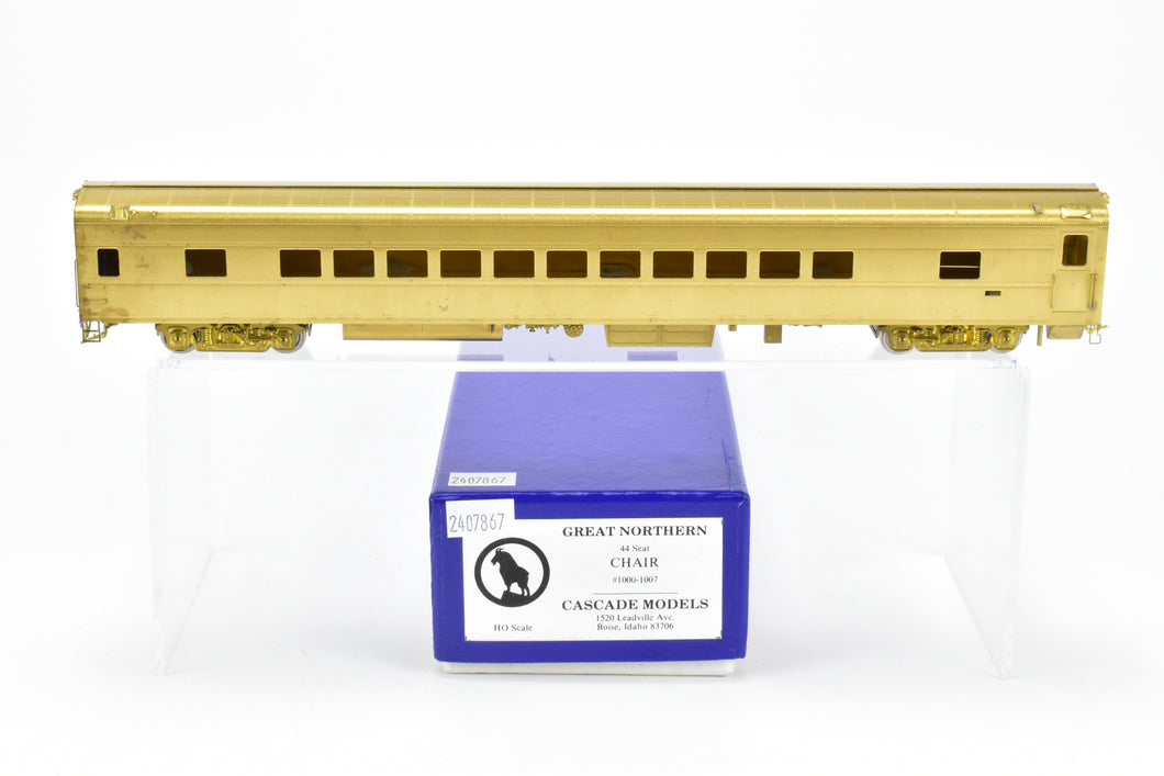HO Brass Cascade Models GN - Great Northern 44 Seat Chair Car #1000-1007 (ex Union Pacific ACF  5450-5487 Series)