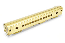 Load image into Gallery viewer, HO Brass Cascade Models GN - Great Northern 44-Seat Chair Car #1000-1007 (Ex. Union Pacific ACF 5450-5487 Series)
